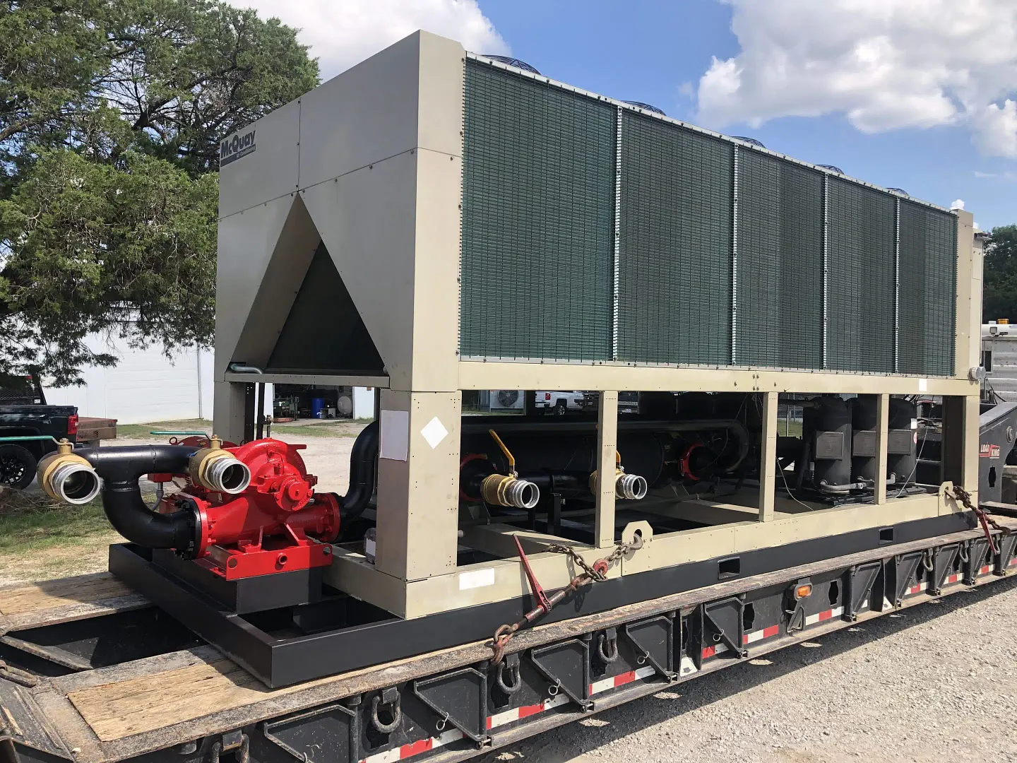 Concrete batch plant chiller, side view on skid