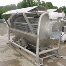 The Vanmark Abrasive Peeler 2900: Reliable Scrubbing, Peeling, and Washing Guaranteed