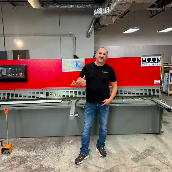 Hydraulic Shear Purchase Decision