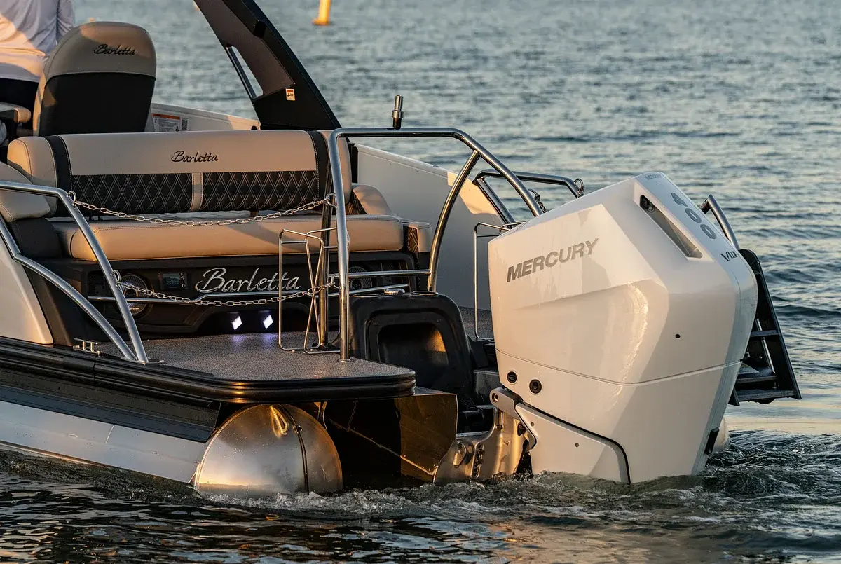 Boat engine service