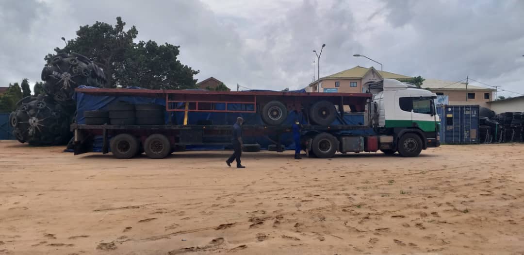 Sold by Britannia Export Consultants Ltd. Lome - Togo.