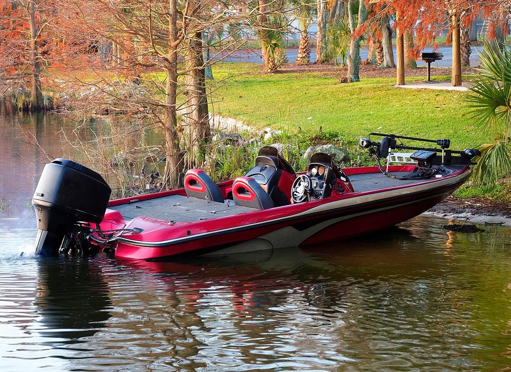 What are the Key Factors to Consider When Buying a New Fishing Boat?
