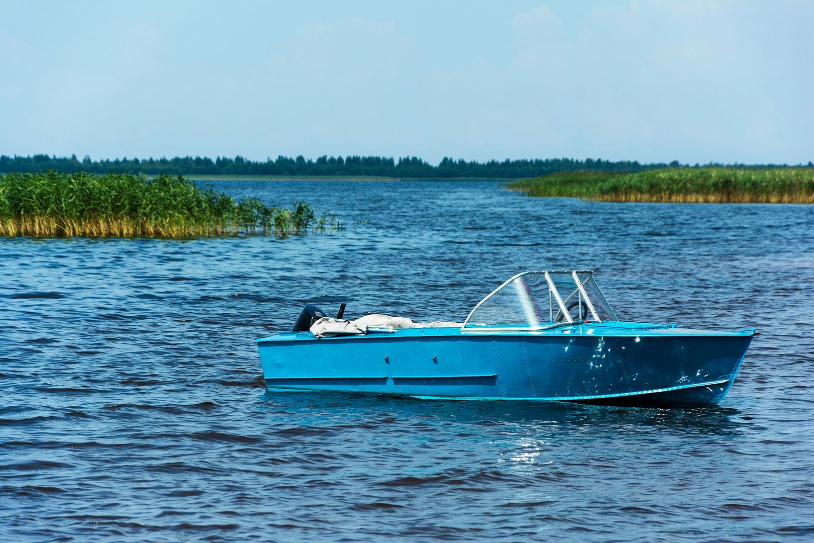 Discover the Joys of Buying a New Boat