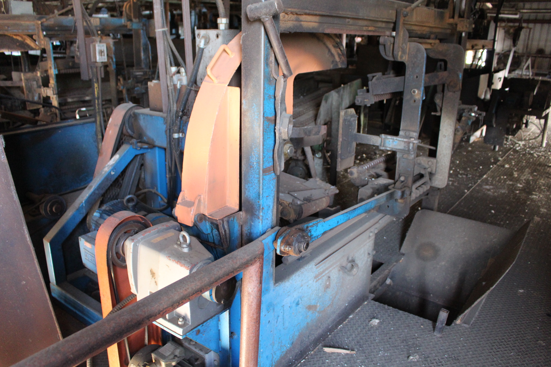 PAST AUCTION- SILVER CREEK PREMIUM PRODUCTS & MISSION SHAKE & SHINGLES 