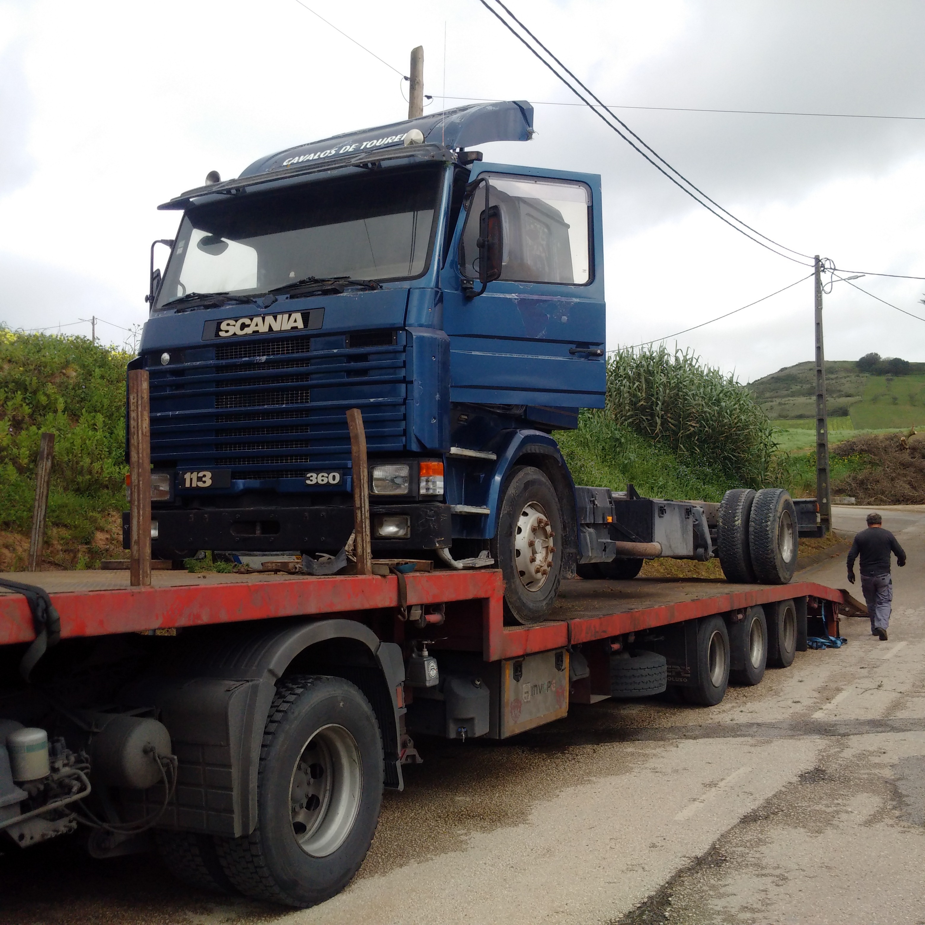 Left hand drive Scania R 113M 360 18 ton chassis cab truck
