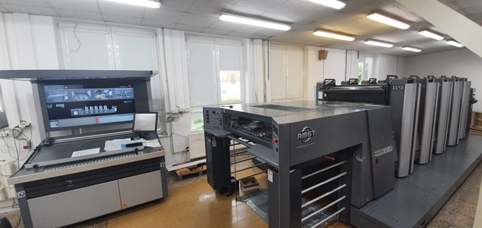 TG TISK in Repubblica Ceca ha acquistato un RMGT 920ST-5 durante il lock down