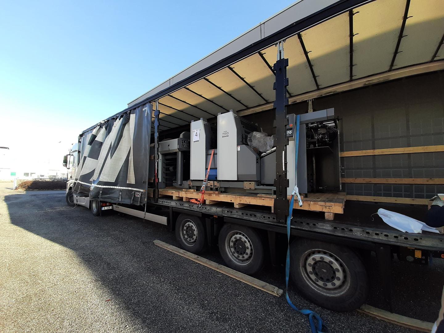 Last deliveries of the year !!