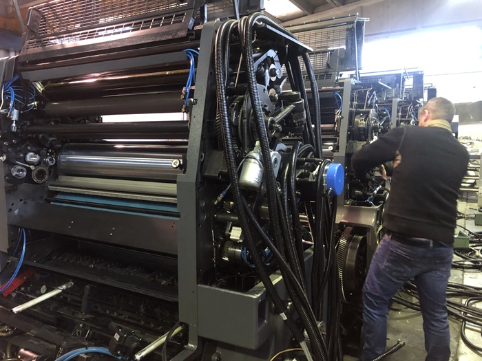 HEIDELBERG SM 102-5P3 revisionata in viaggio verso il Sud Africa