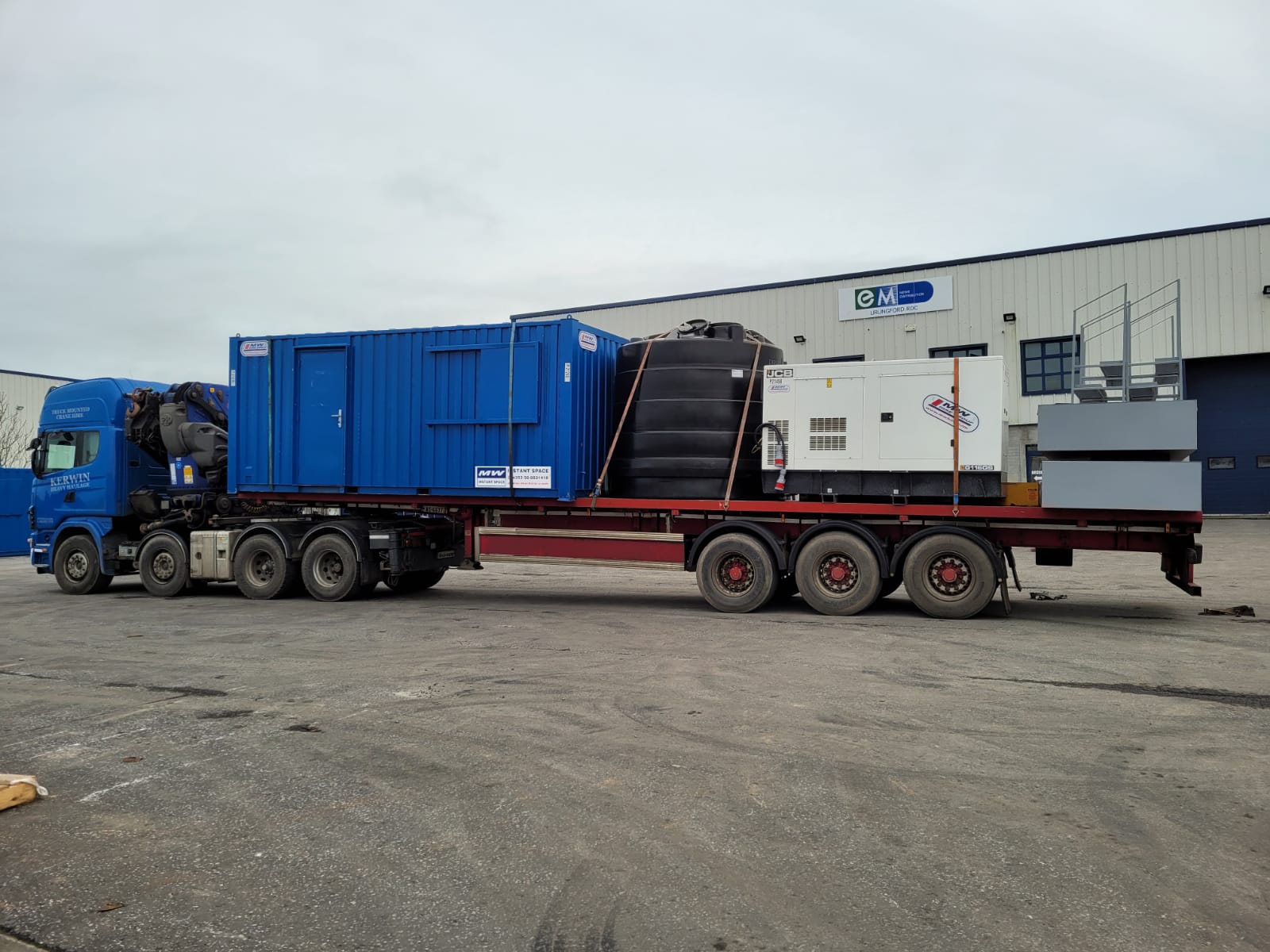 20ft Office, 8,000ltr water tank, JCB 115 Kva Generator, Drip Tray, 1,000ltr Tank and 2 waste water tanks heading off for a new site compound set up 