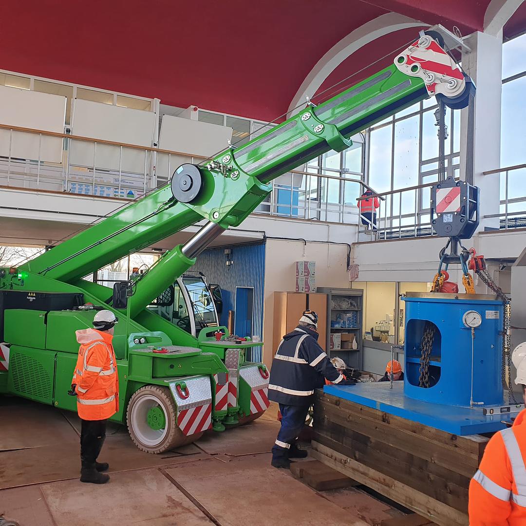 Pick and Carry Cranes for Machinery Relocation in Restricted Spaces
