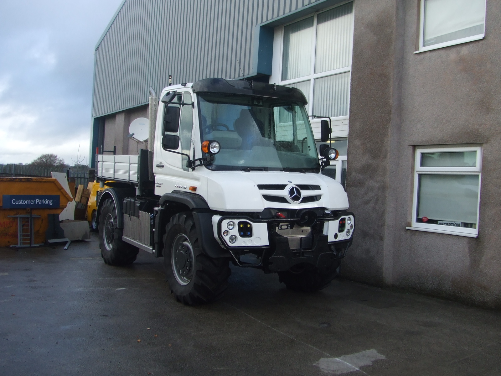U430 UGE U300 300HP UNIMOG AT INGLETON