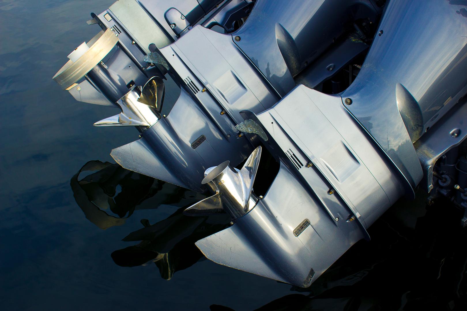Mechanical service at Atlantic Yacht Haven