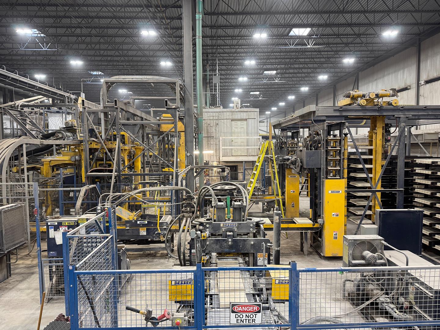 Concrete production equipment