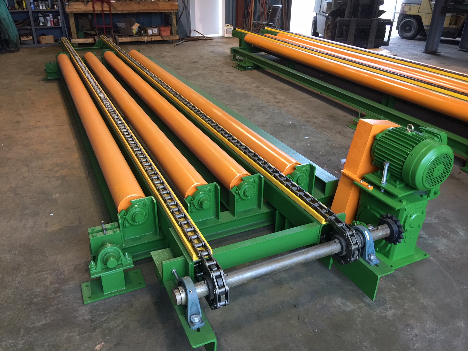 New package transfer for strapping station