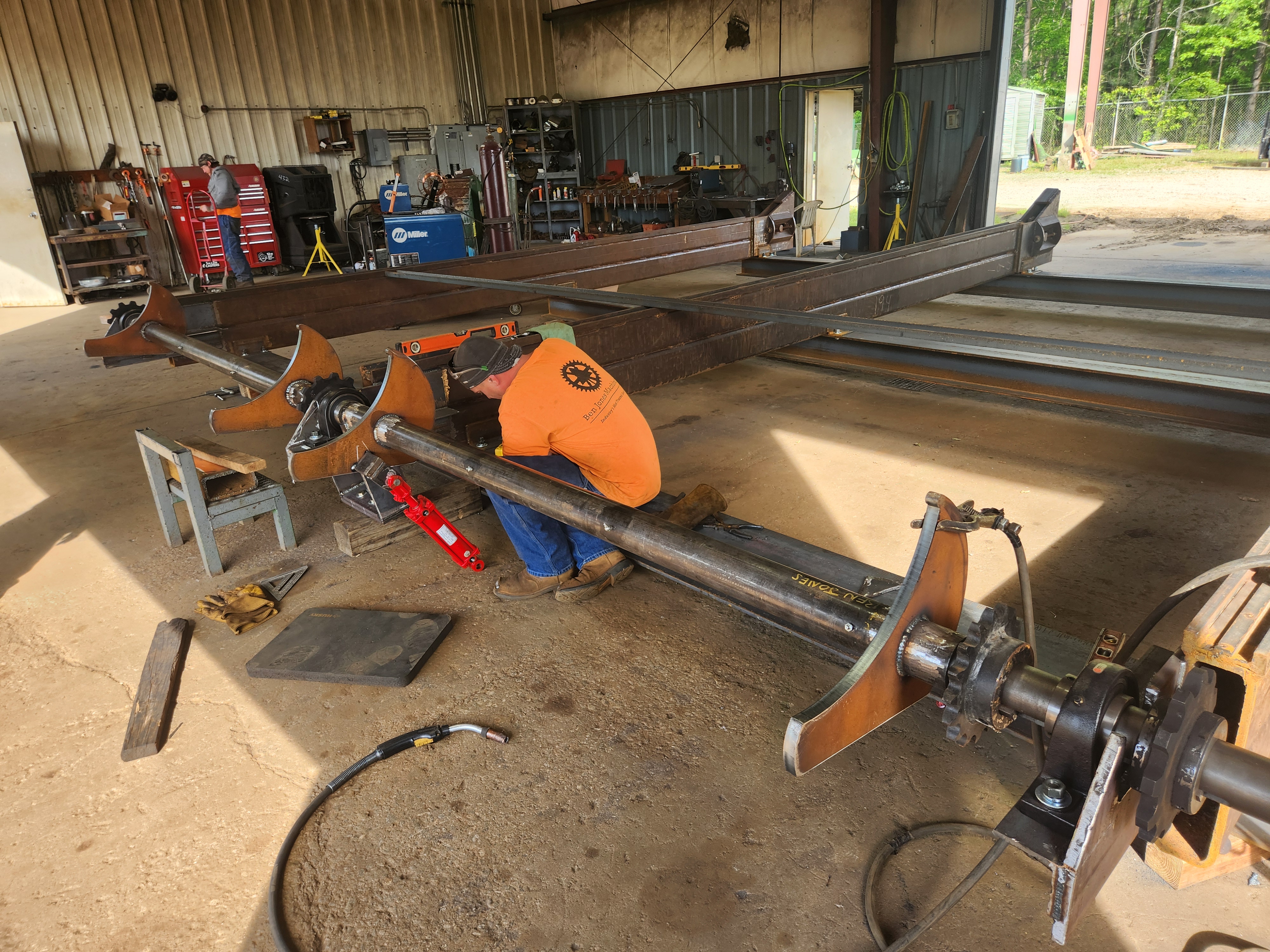 Contructing Heavy Duty Wide Log Deck