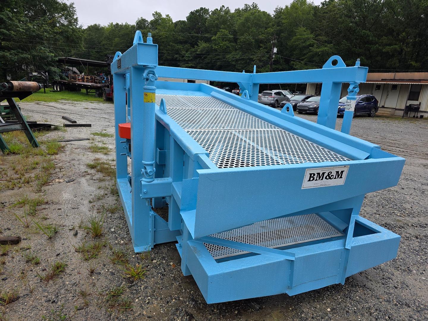 Reconditioned BM&M Screen