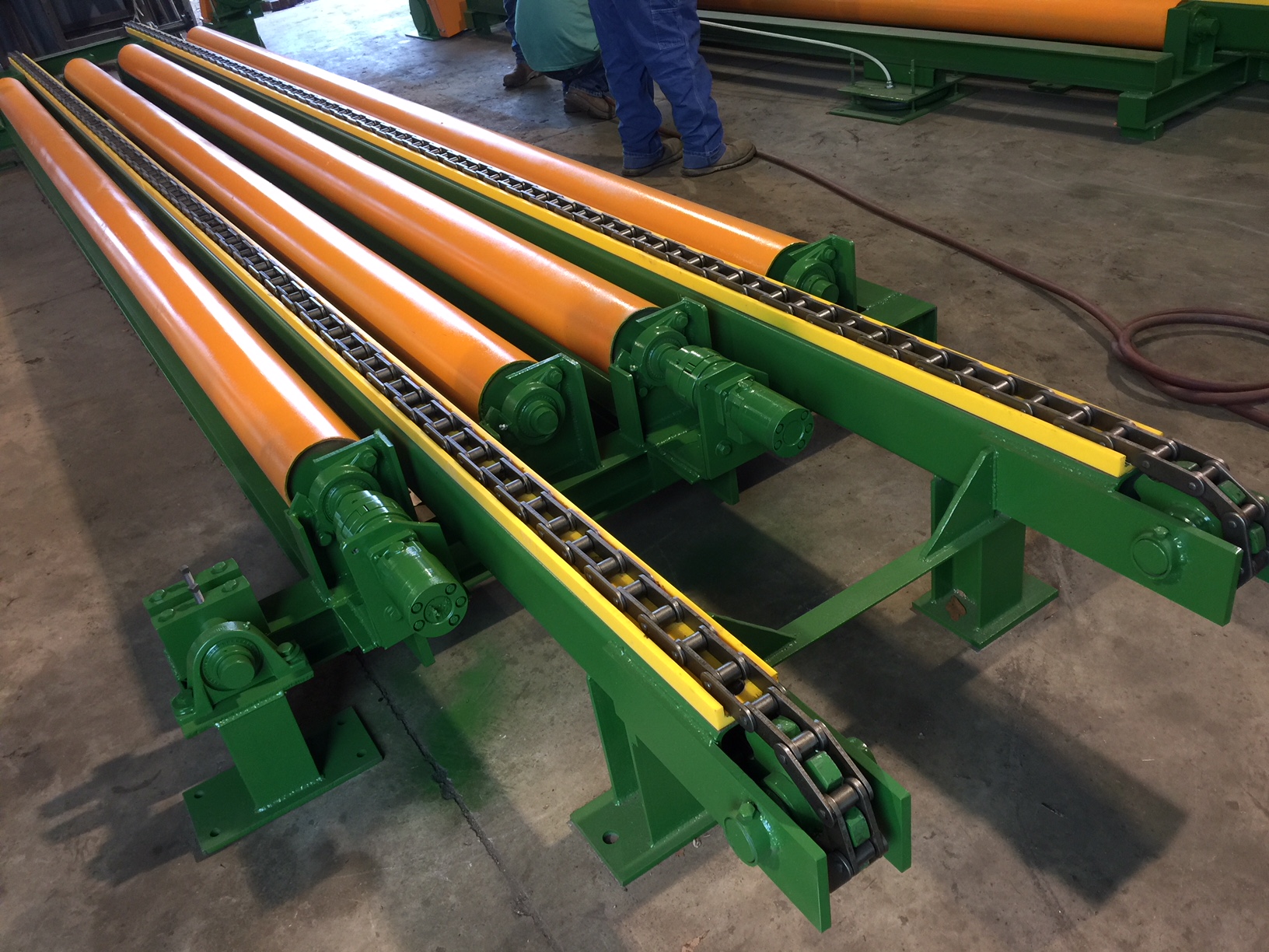 New package transfer for strapping station