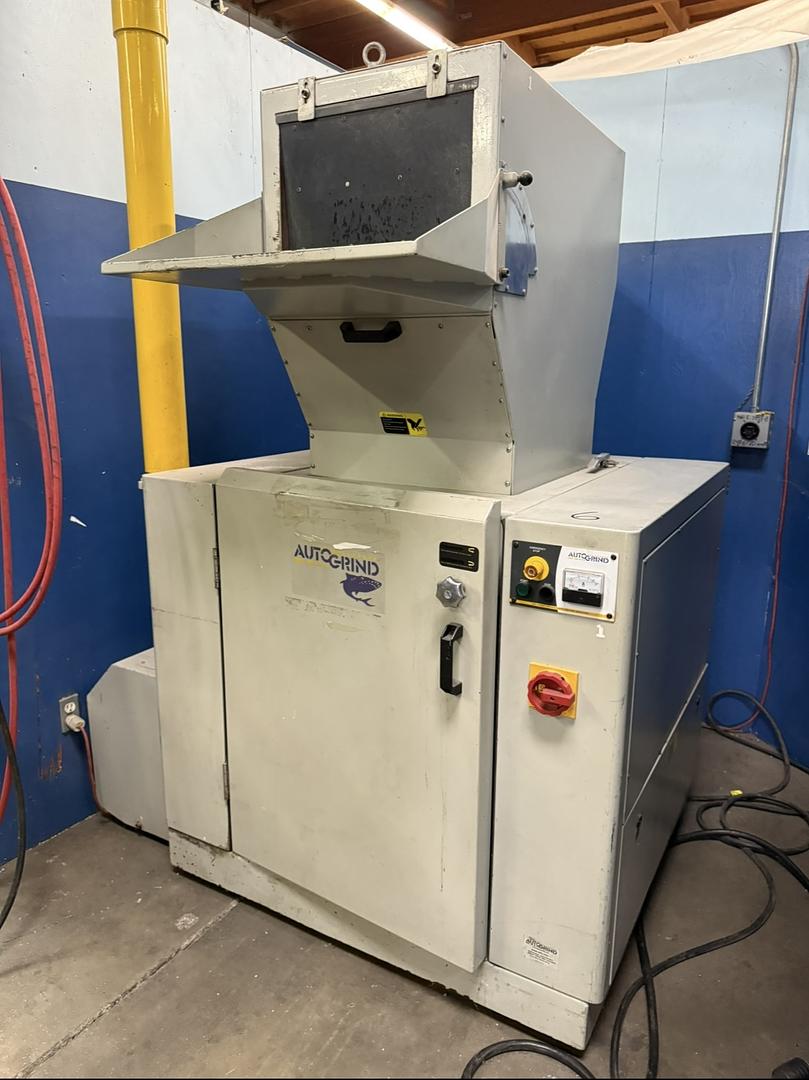 PLASTIC INJECTION MOLDING & MACHINING FACILITY