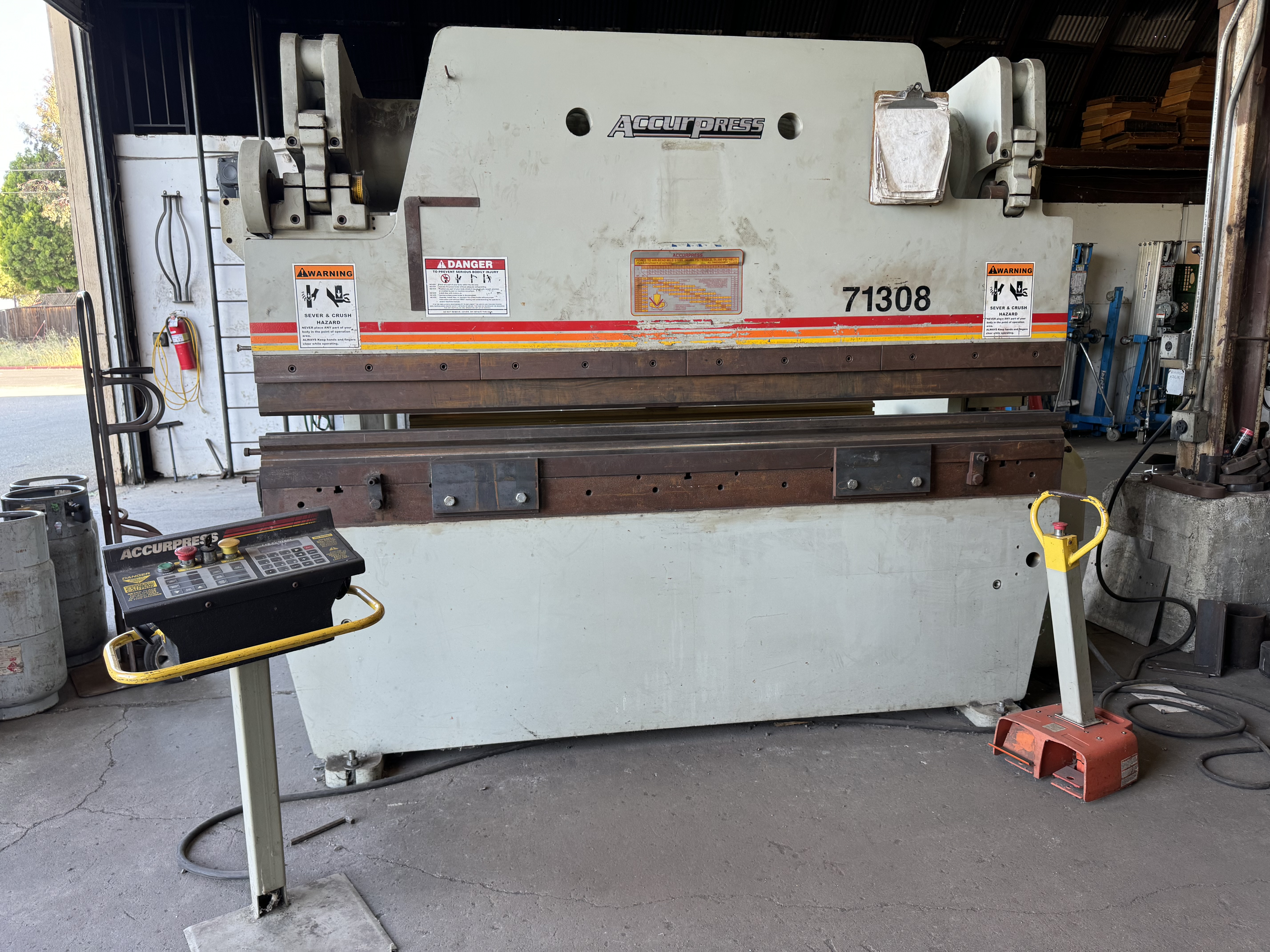 STRUCTURAL STEEL MANUFACTURING FACILITY (2021 TRUCKS, GRADALL, WELDERS, EQUIPMENT)