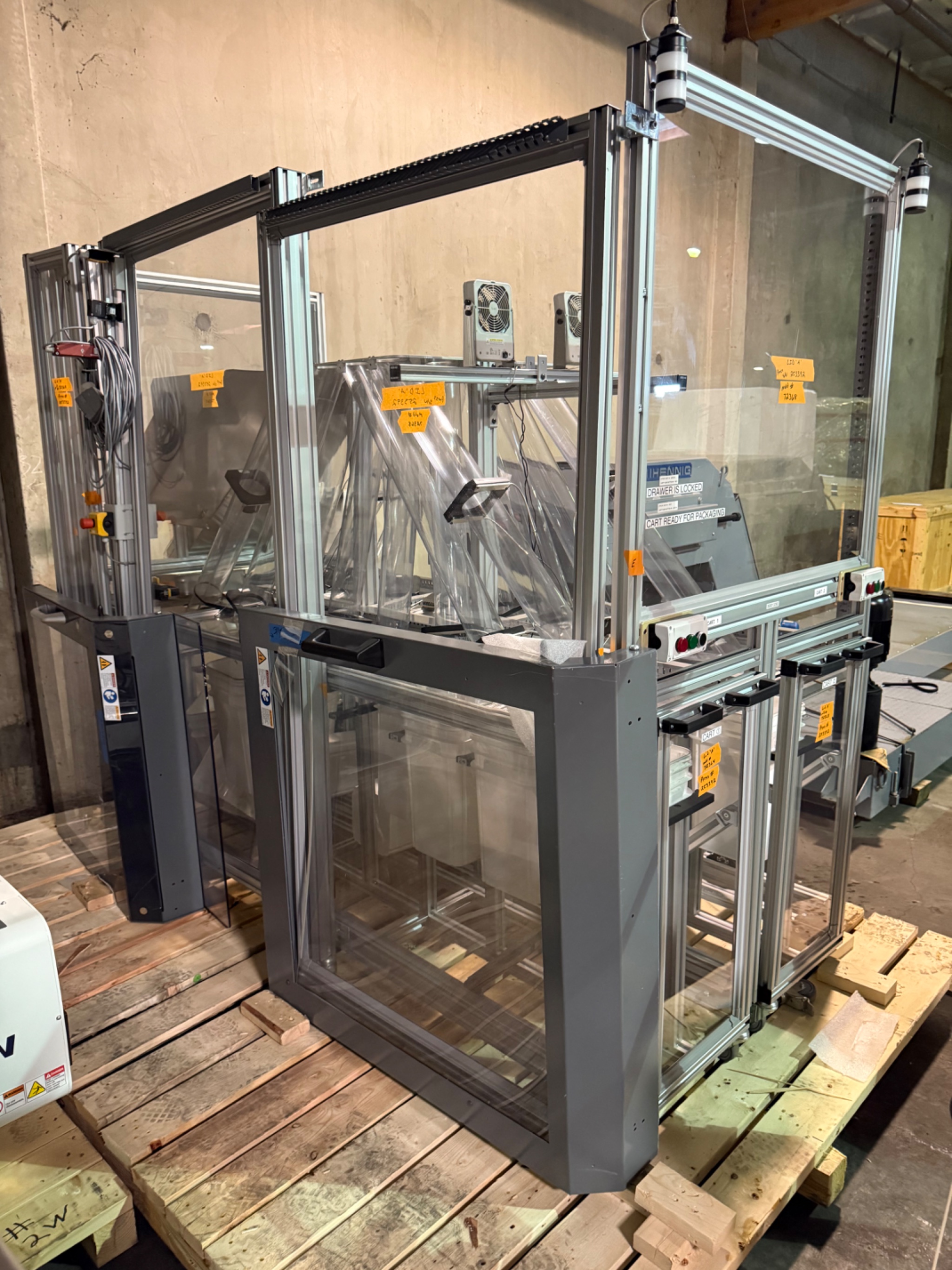 MAJOR MEDICAL PLASTIC INJECTION MOLDING EQUIPMENT