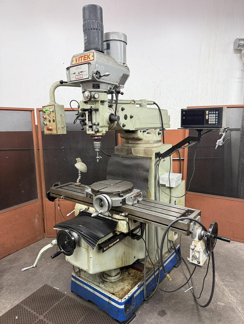 PLASTIC INJECTION MOLDING & MACHINING FACILITY