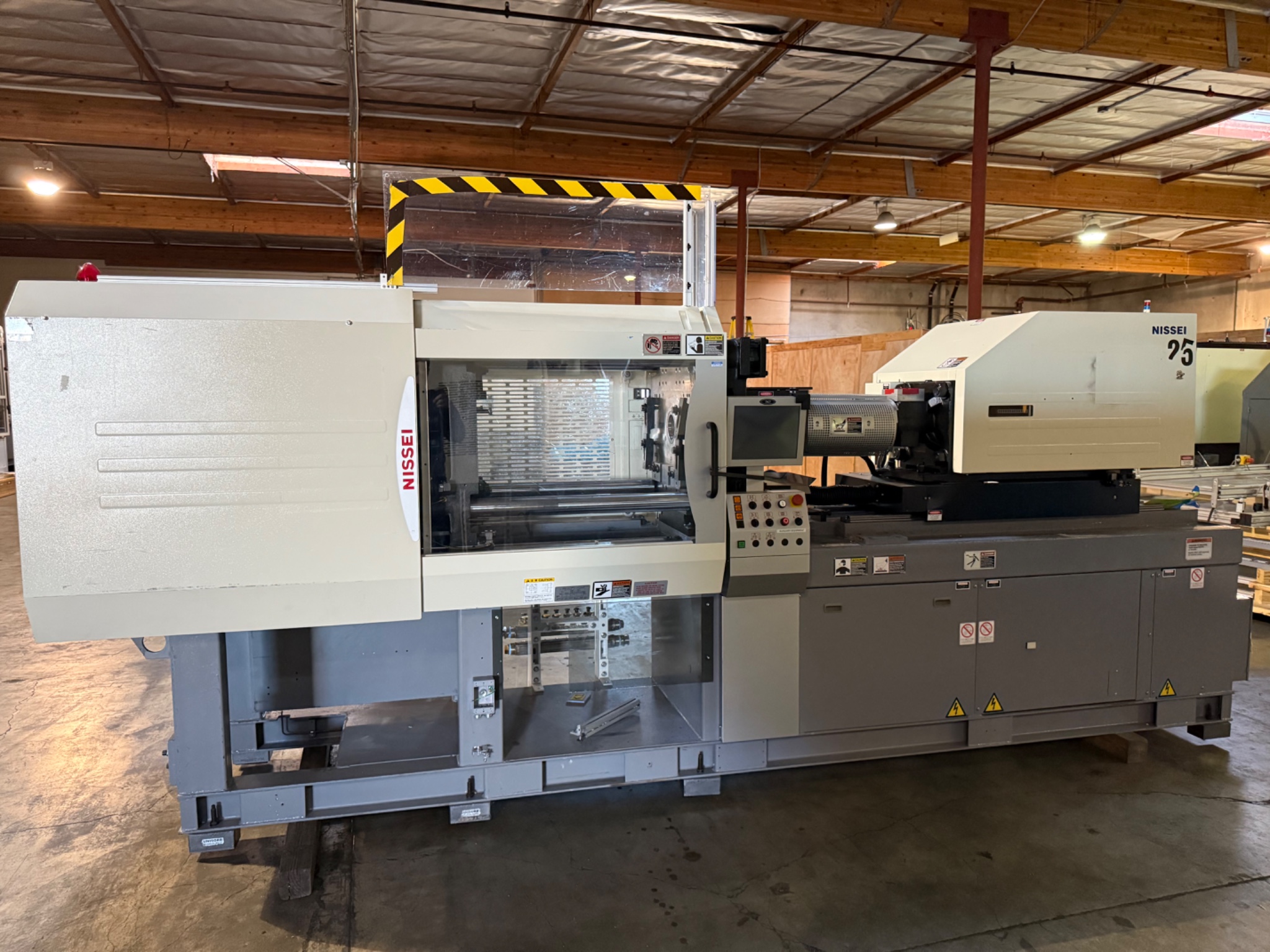 MAJOR MEDICAL PLASTIC INJECTION MOLDING EQUIPMENT