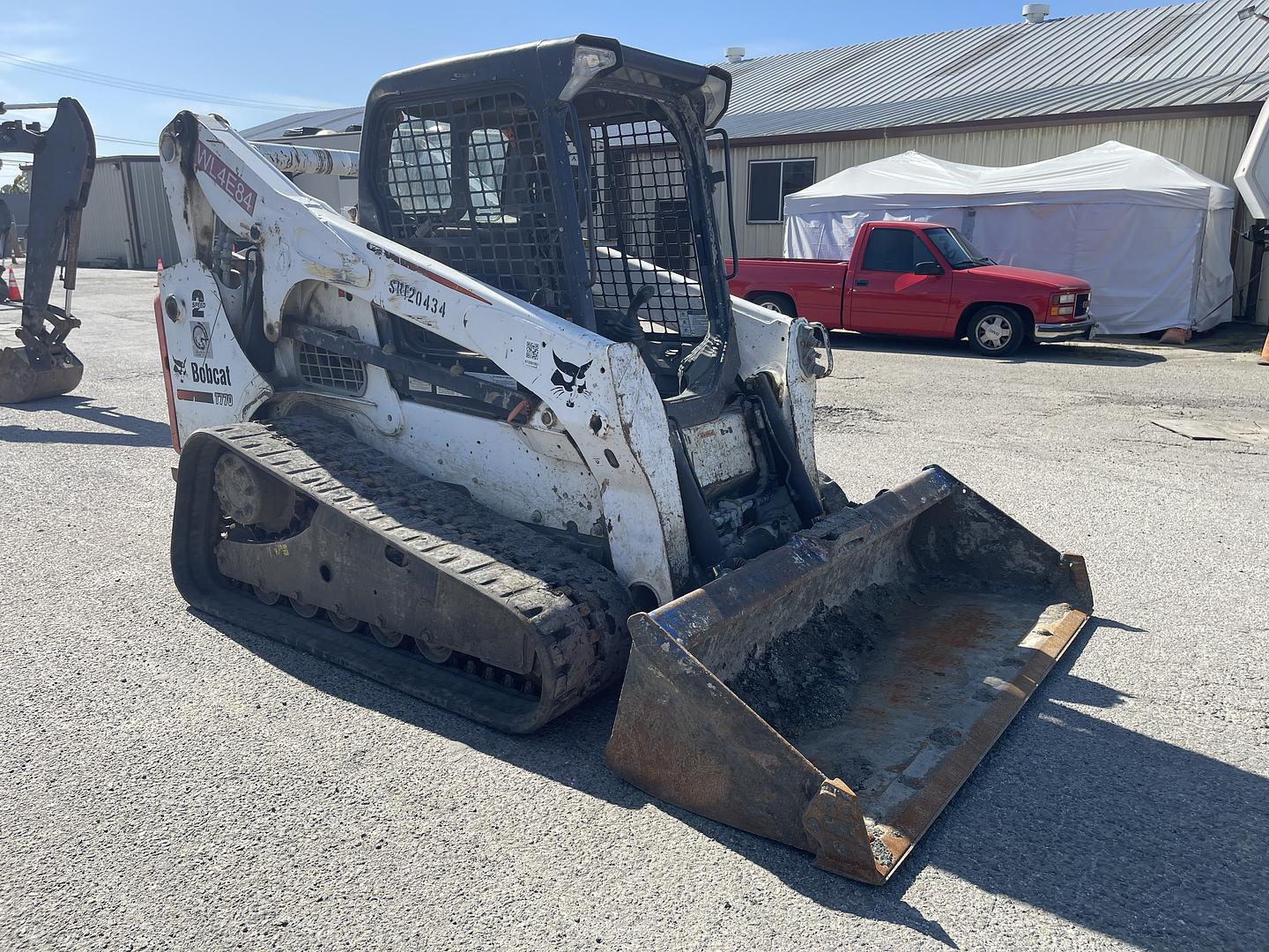 LATE MODEL JOHN DEERE & BOBCAT CONSTRUCTION EQUIPMENT AUCTION