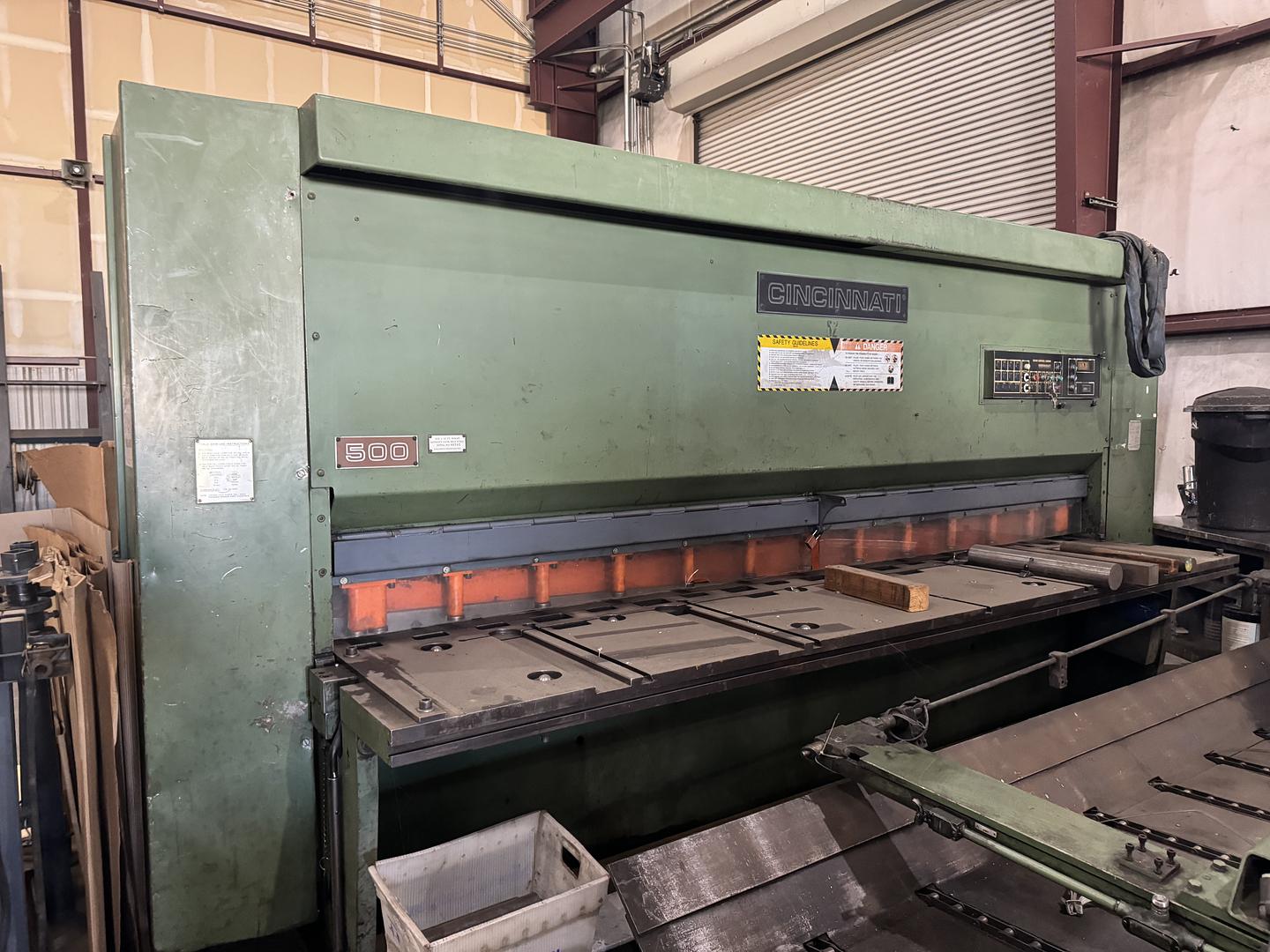 FABRICATION LIQUIDATION REDDING CA. HYD-MECH, PIRANHA, FLAT BED TRUCKS, CINCINNATI, AKS, AND MORE