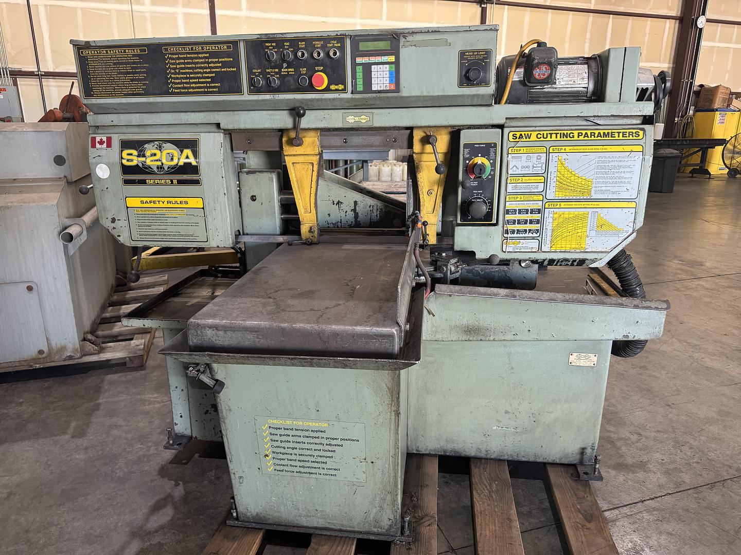 FABRICATION LIQUIDATION REDDING CA. HYD-MECH, PIRANHA, FLAT BED TRUCKS, CINCINNATI, AKS, AND MORE