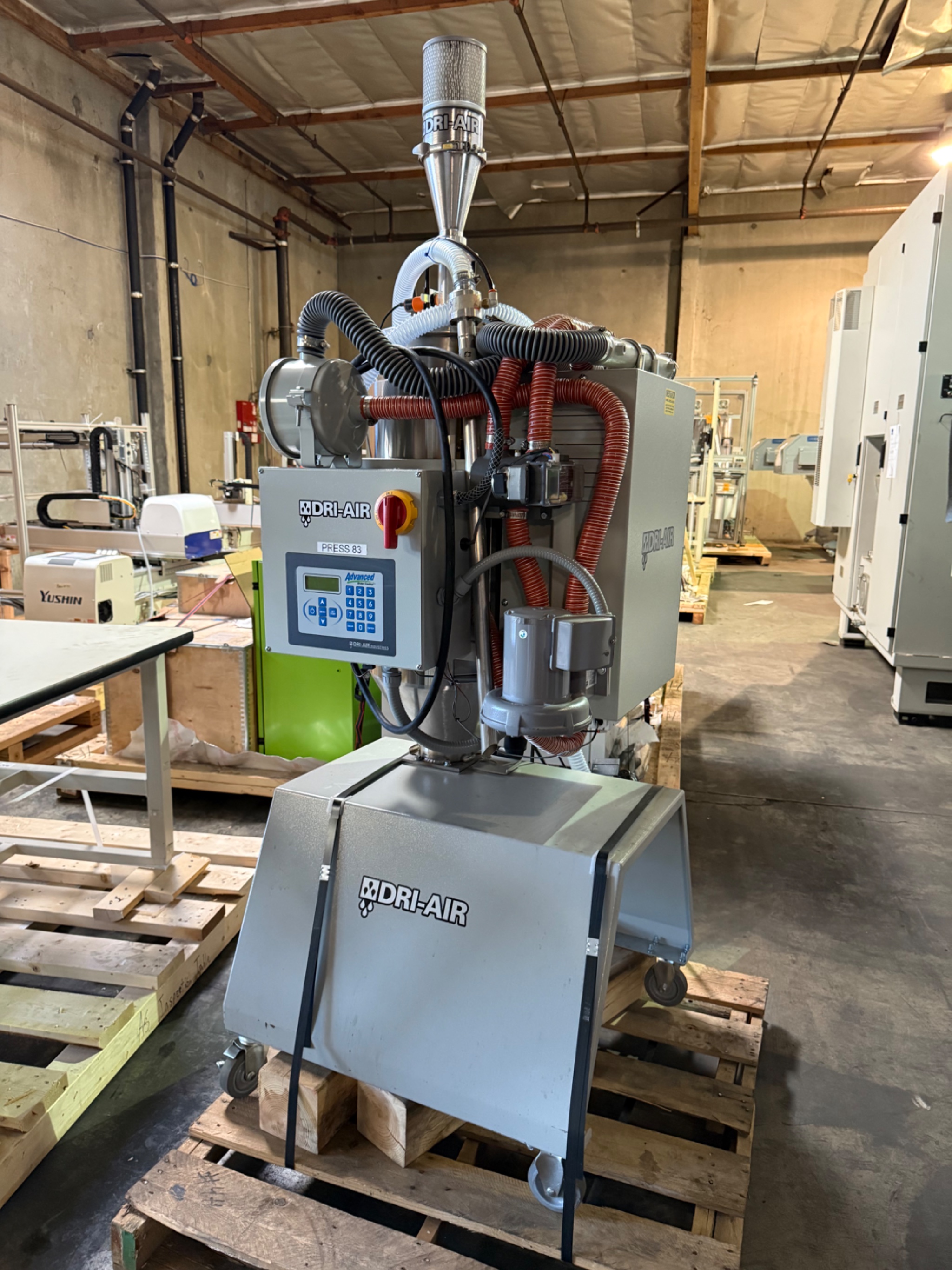 MAJOR MEDICAL PLASTIC INJECTION MOLDING EQUIPMENT