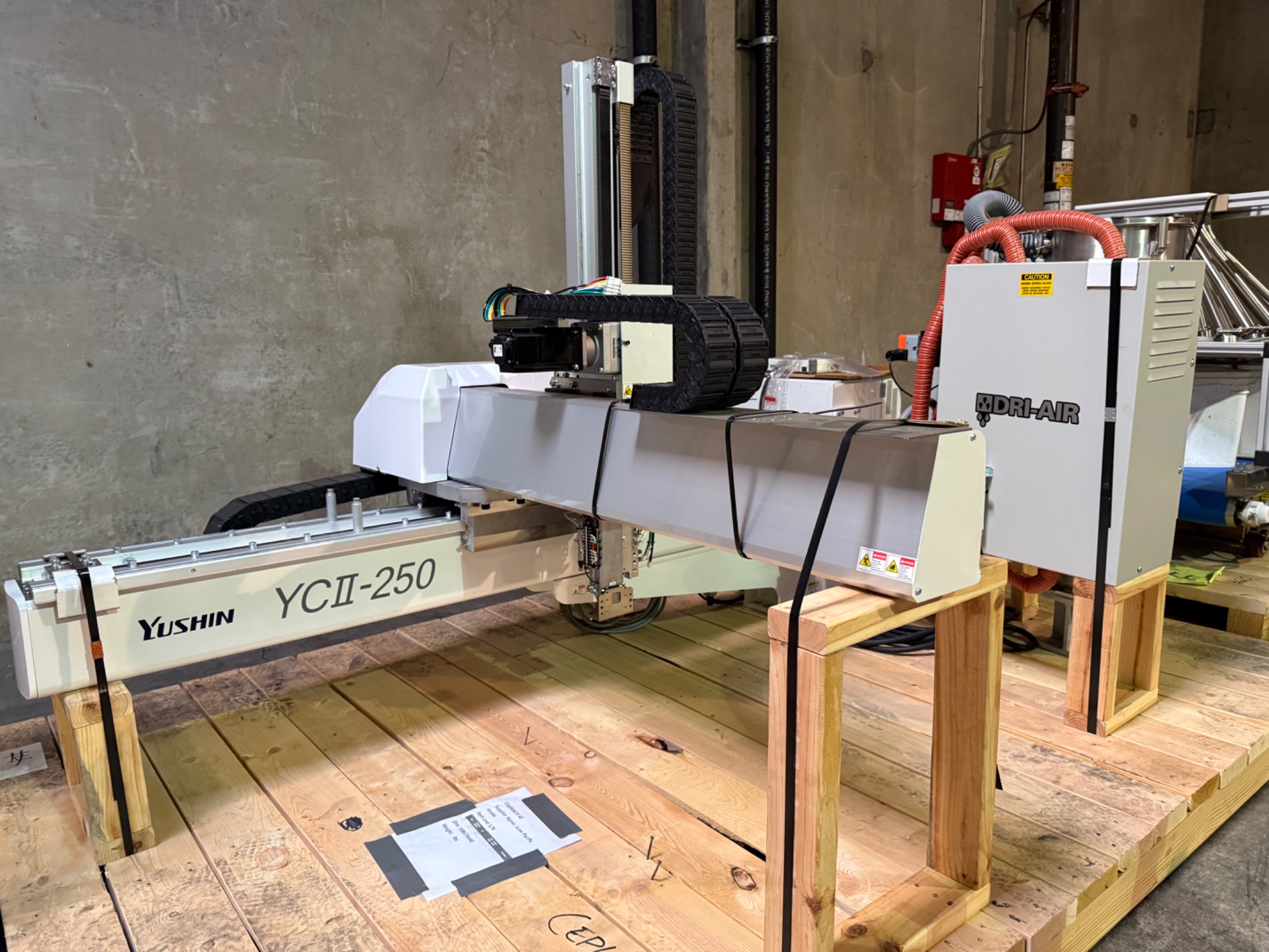 MAJOR MEDICAL PLASTIC INJECTION MOLDING EQUIPMENT