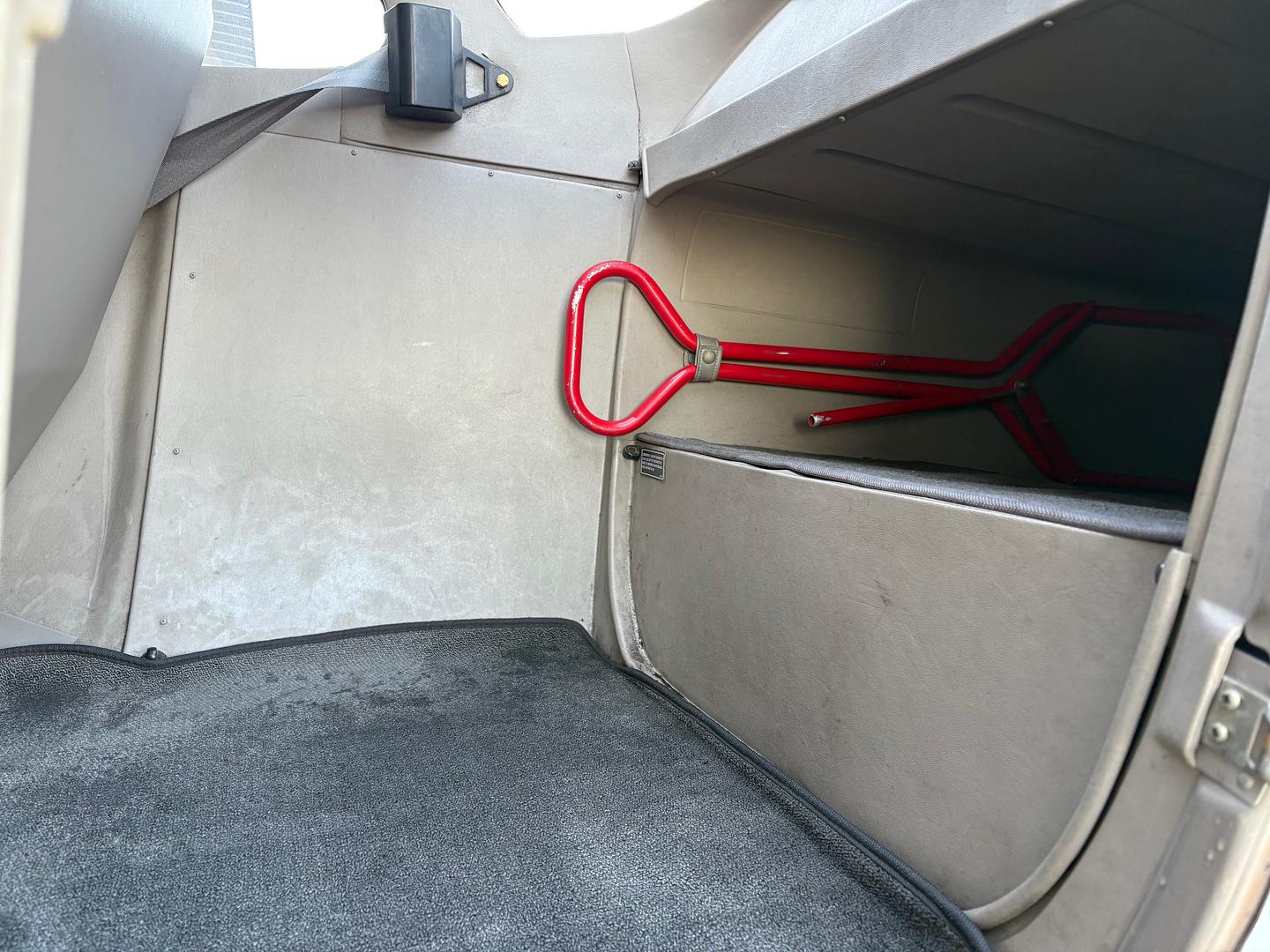 1999 Cessna 172R Skyhawk Auction