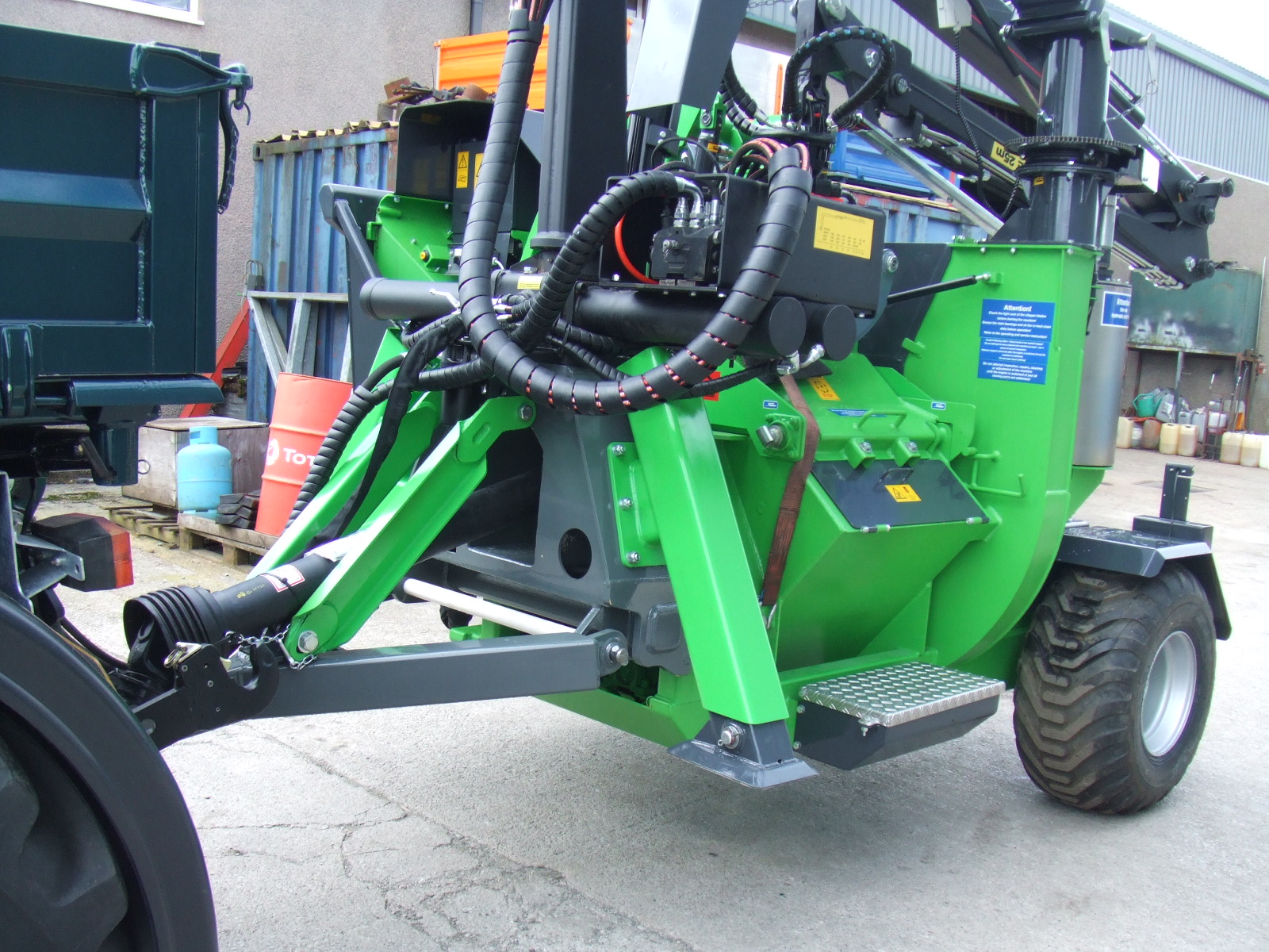 ARB SPECIAL 16” 400MM ROUND CAPACITY ACP WHOLE TREE CHIPPER