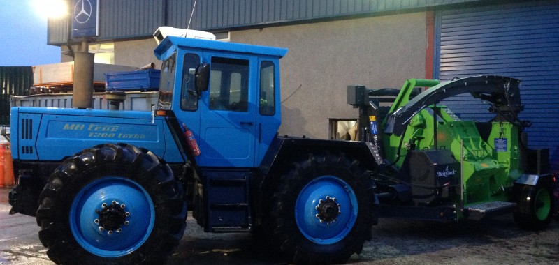 HM8-500K HEIZOHACK WOODCHIPPER WITH POWERED IN-FEED