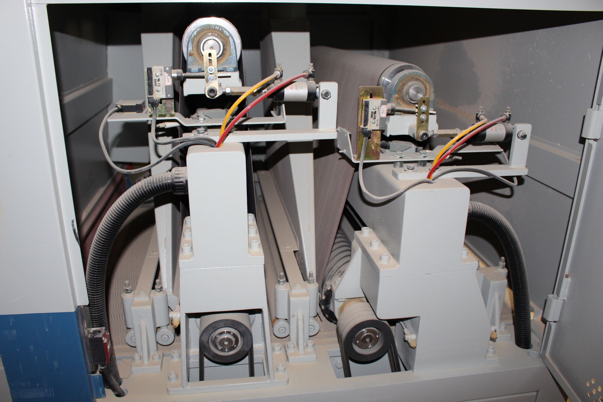 PAST AUCTION- Auction- Quickway Kitchen Cabinets 