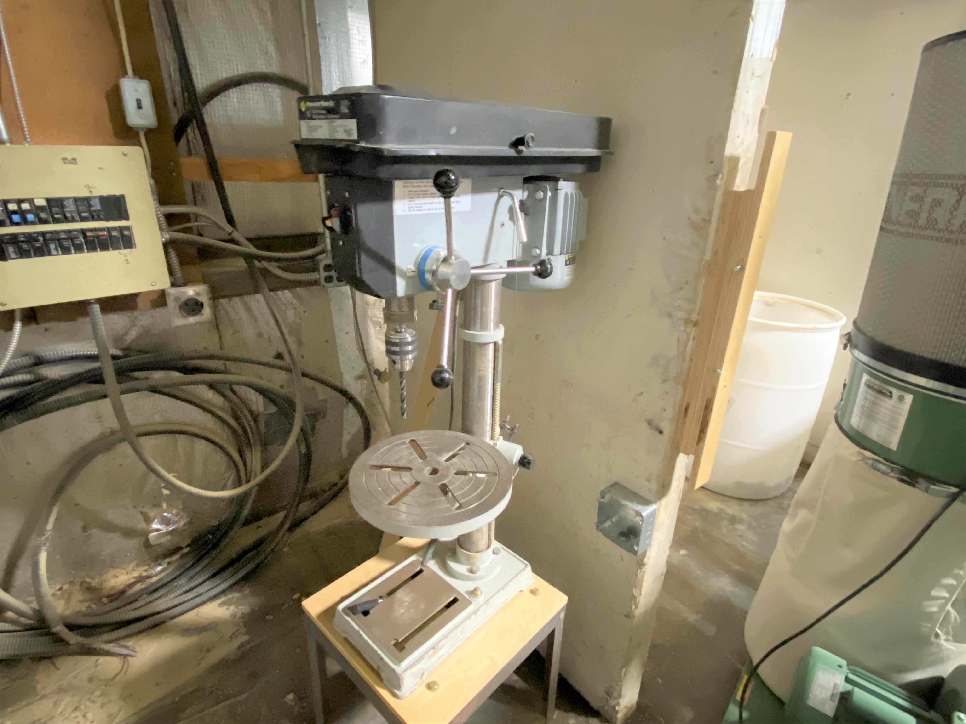 PAST AUCTION- SPRING WOODWORKING EQUIPMENT AUCTION!