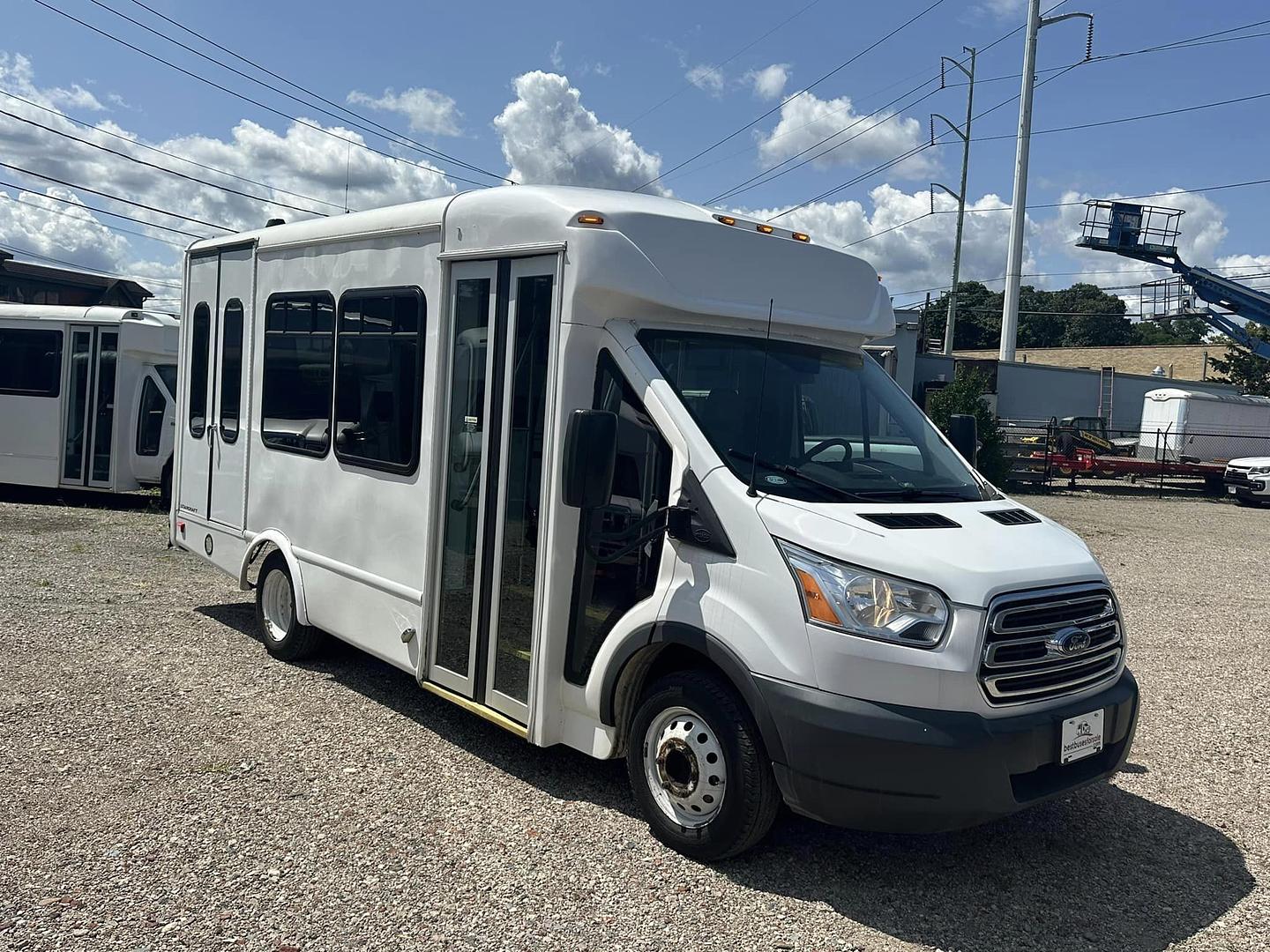 How Nonprofits, Senior Centers, and Municipal Agencies Can Use Section 5310 Funding to Purchase Reliable Shuttle & Wheelchair Buses