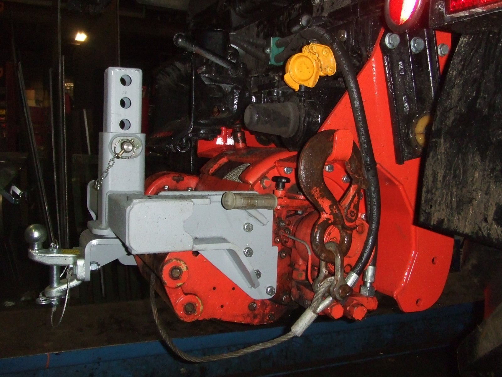 DUECKER HF200 CHIPPER AND WERNER F50 HYDRAULIC WINCH