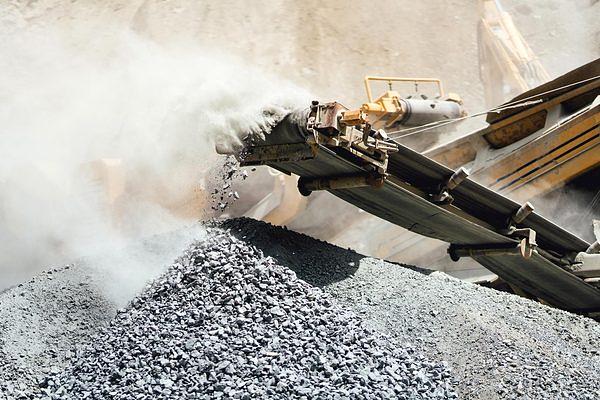 Crushed aggregate material