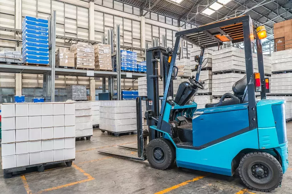 5 Must-Read Safety Tips for Forklift Operators