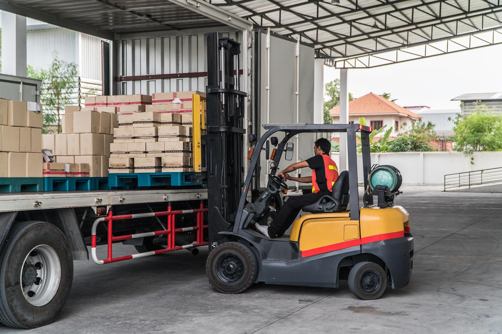 forklift industries