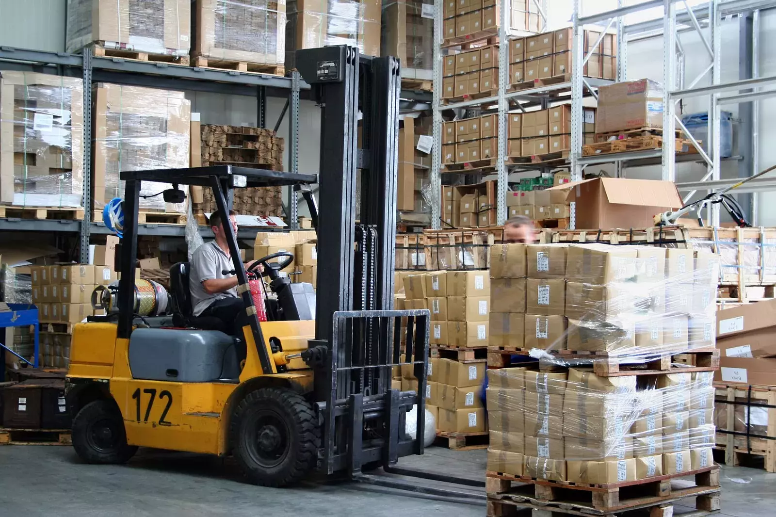 5 Things To Look for When Buying a Used Forklift