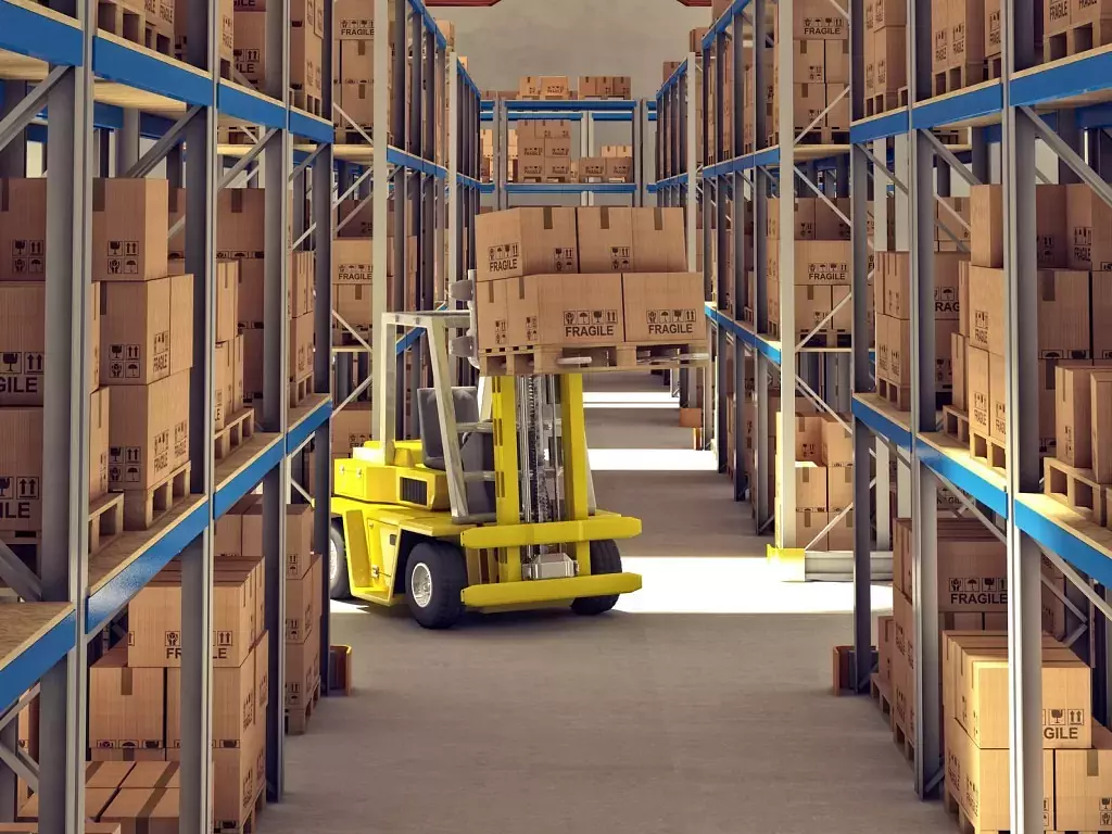 4 Benefits of Narrow Aisle Forklifts