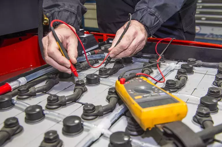 How to Safely Change a Forklift Battery