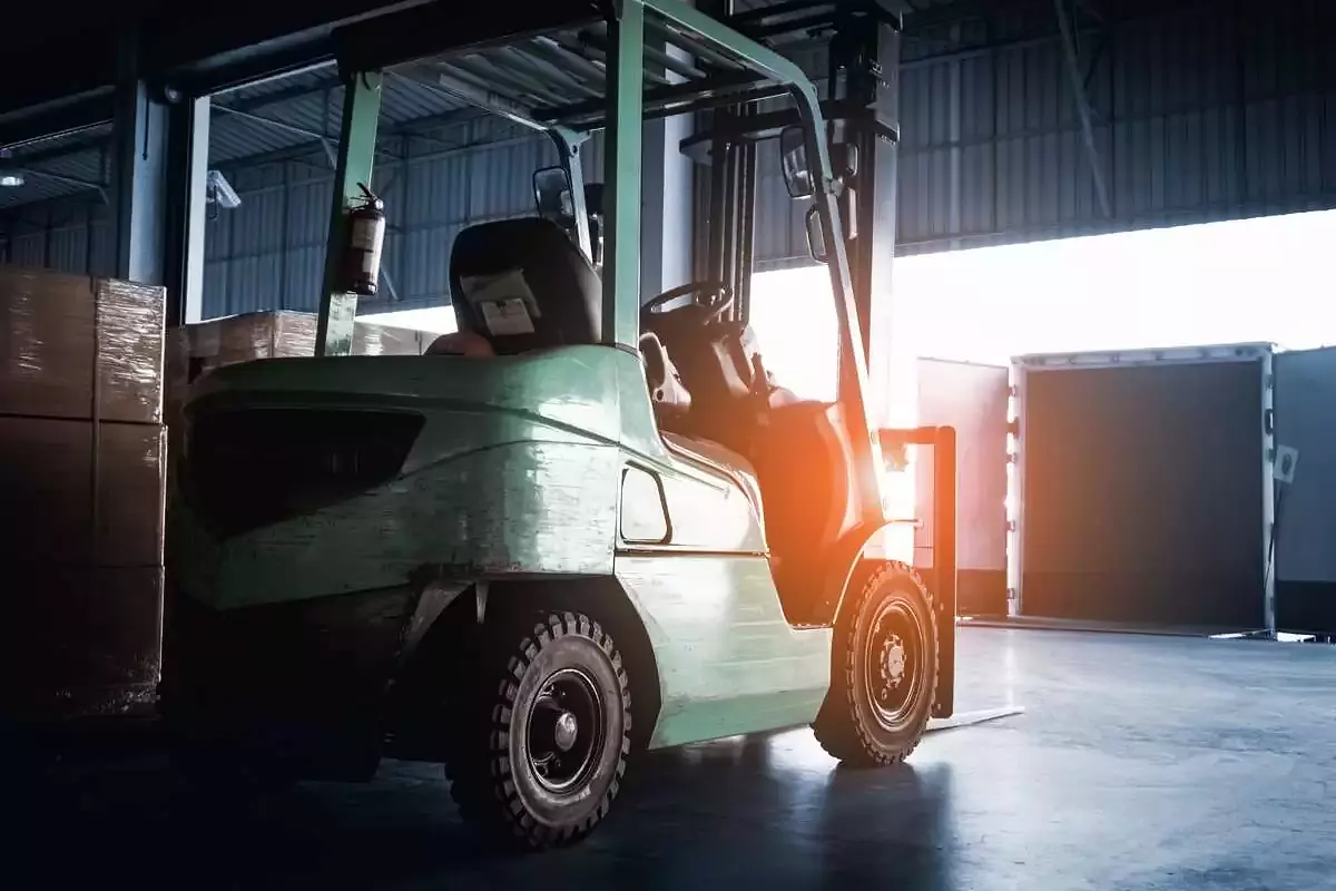 How To Avoid Common OSHA Forklift Violations