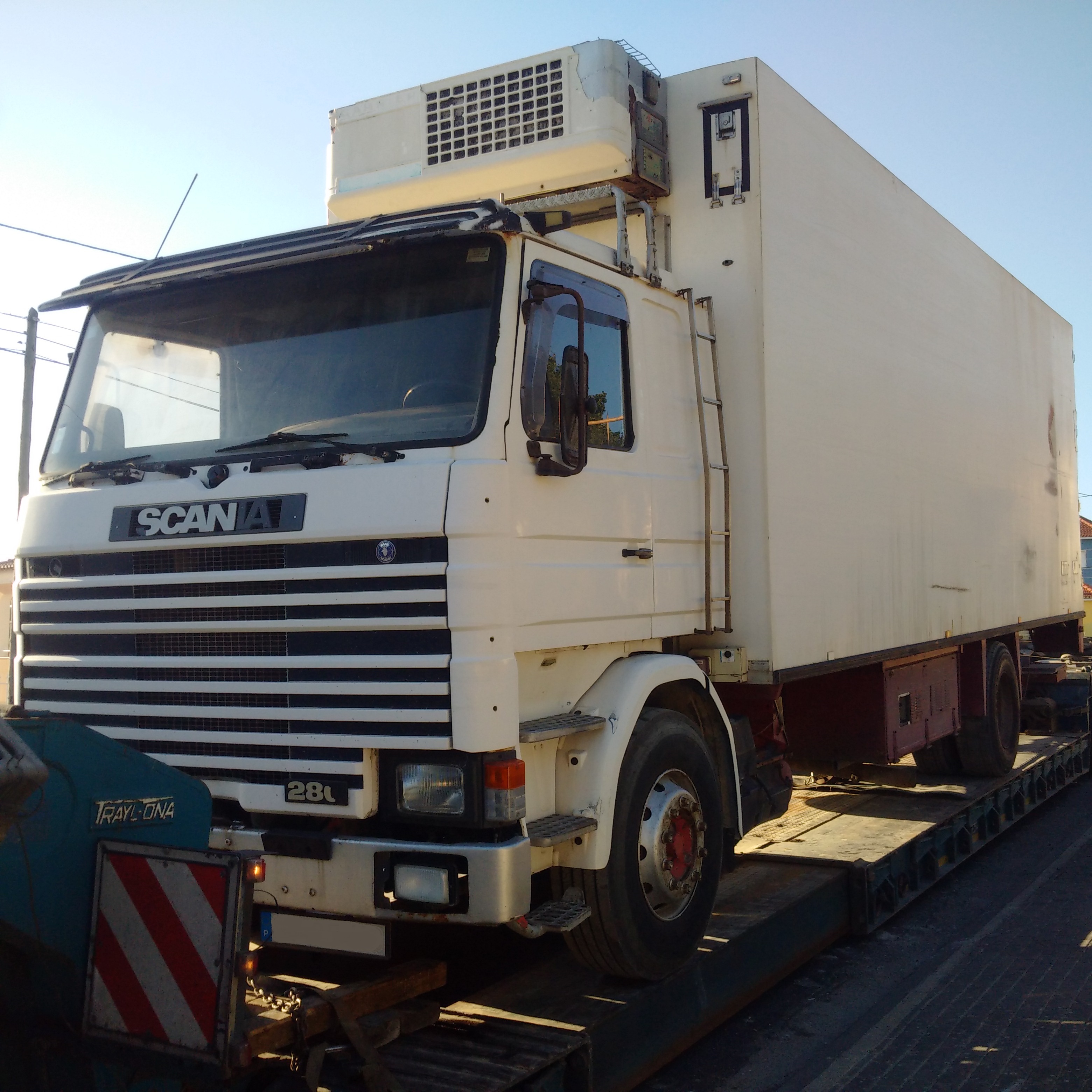 Special road transport. Scania 93M 280 19 refrigerated box lorry.