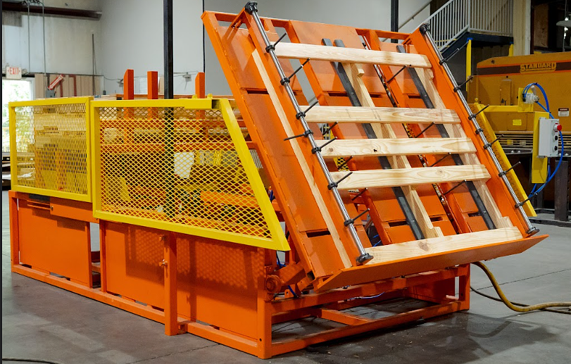 Bronco one person pallet nailing system