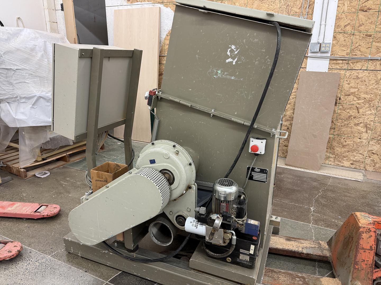 PAST AUCTION- VICTORIA MILLWORK COMPANY