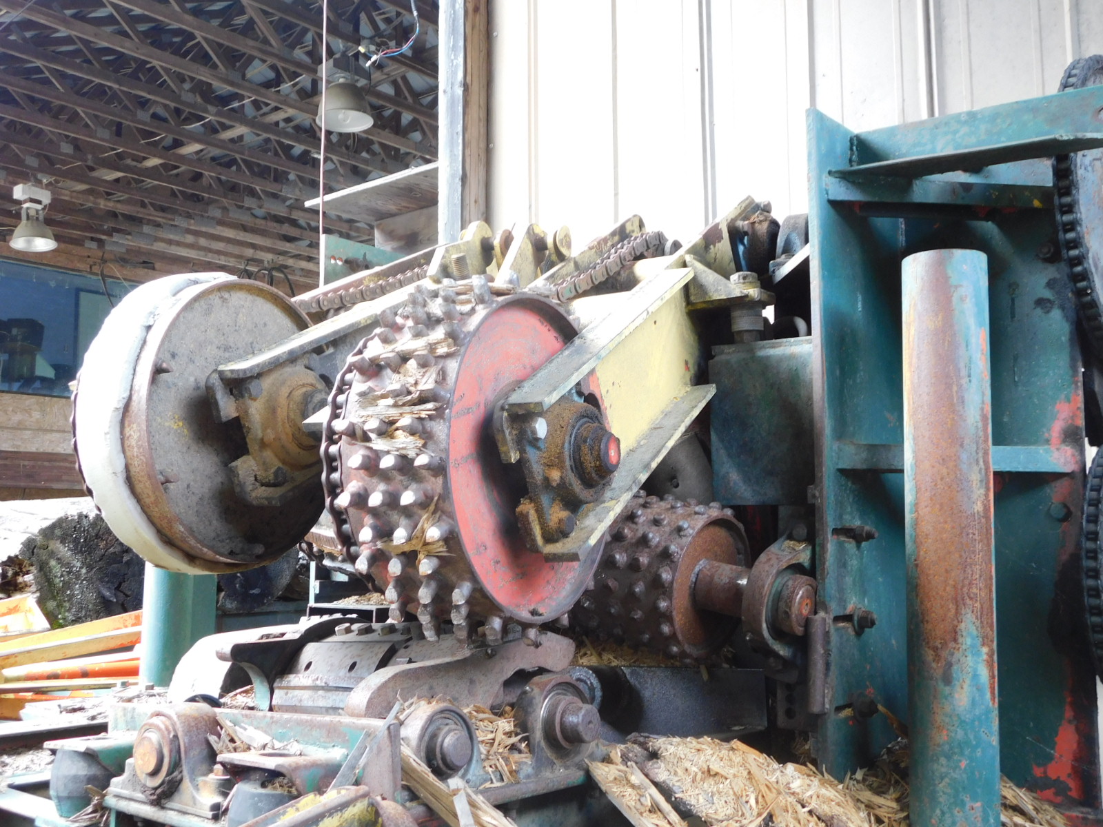 PAST Auction- Pole Peeling Mill, Log Lathe & Sawmill 