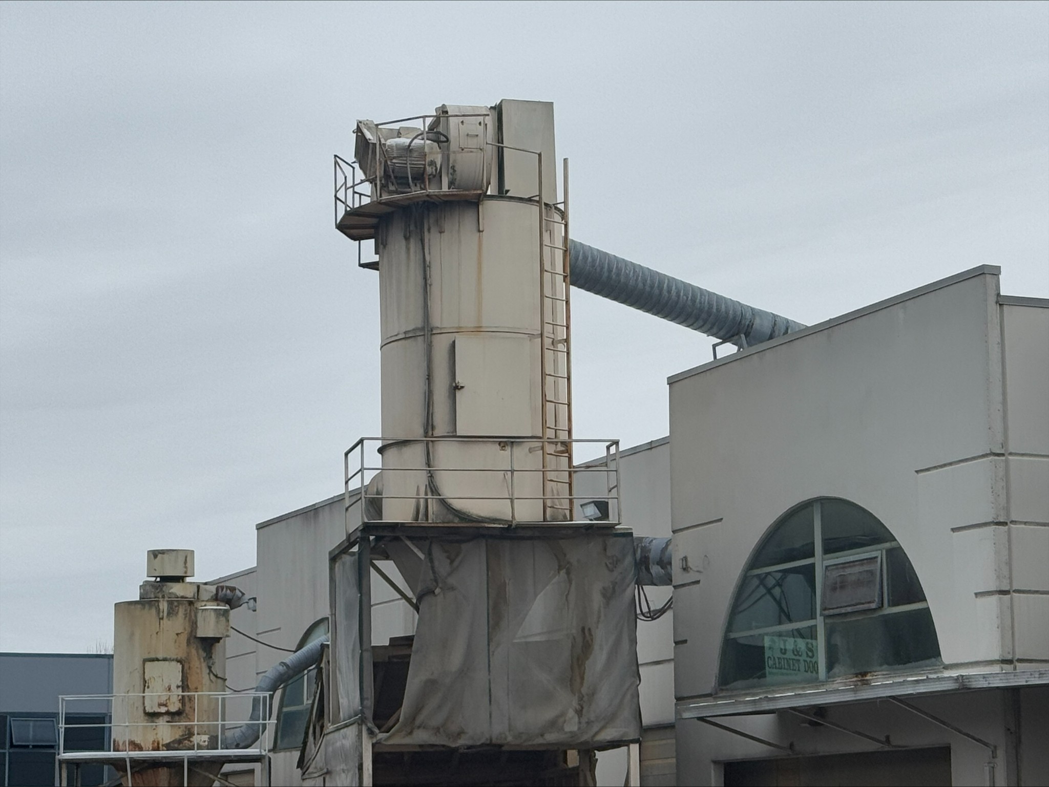 Past Auction- J&S Cabinet Doors Ltd